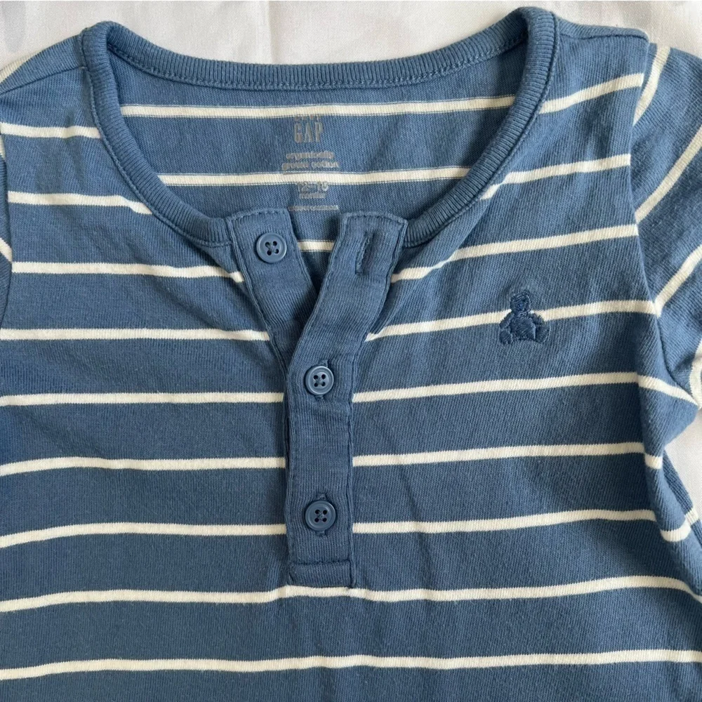 Baby Gap Blue and White Striped Kids Long Sleeve One Piece Size 12-18 Months